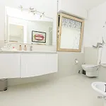 Orchidea House By Ml White House Apartament *